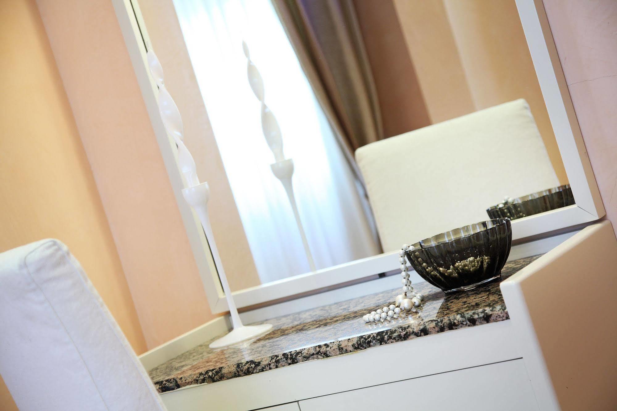 Hotel Rosabianca Rimini